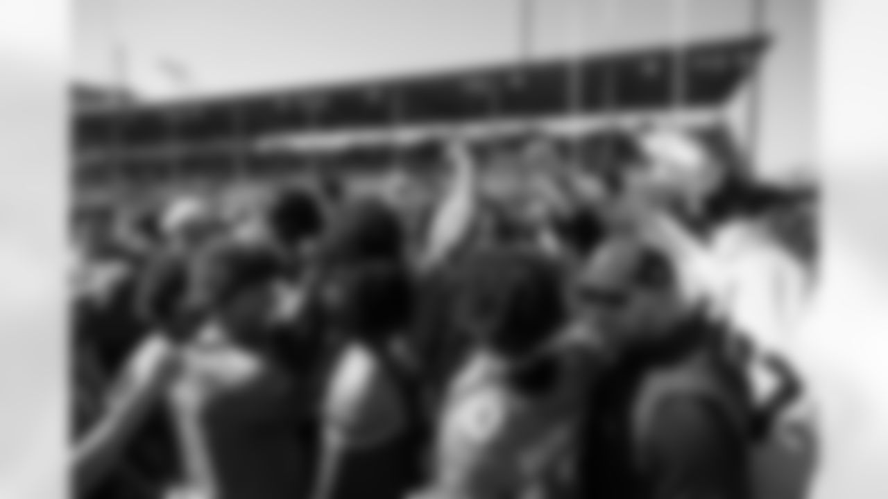 Jacksonville, Fla. — 14U Jaguars Elite Boys NFL Flag champions break down the huddle during training camp at the Miller Electric Center on July 27, 2025.