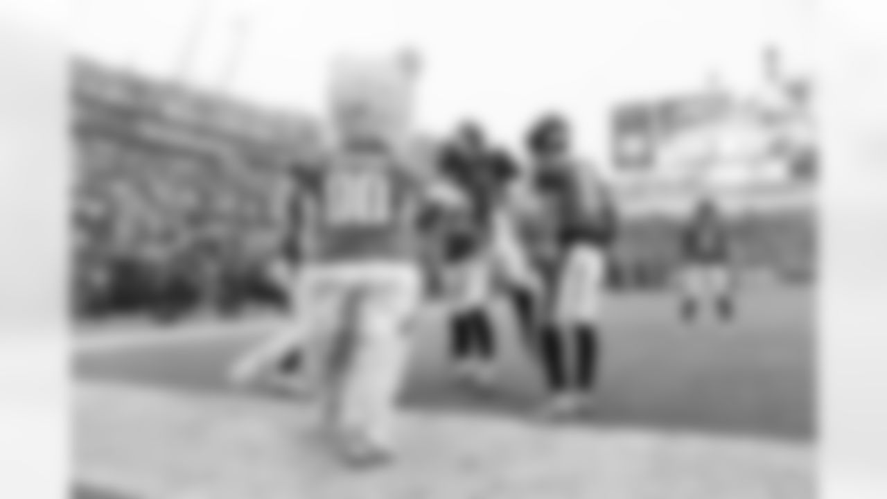 Jacksonville Jaguars vs Indianapolis Colts

CB Jarrian Jones (22)