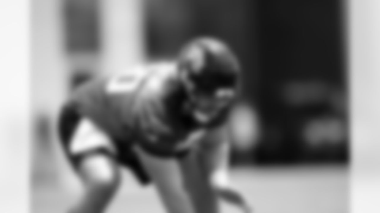 Jacksonville, Fla. — Jaguars center Jonah Monheim (60) during rookie minicamp at the Miller Electric Center on May 9, 2025.