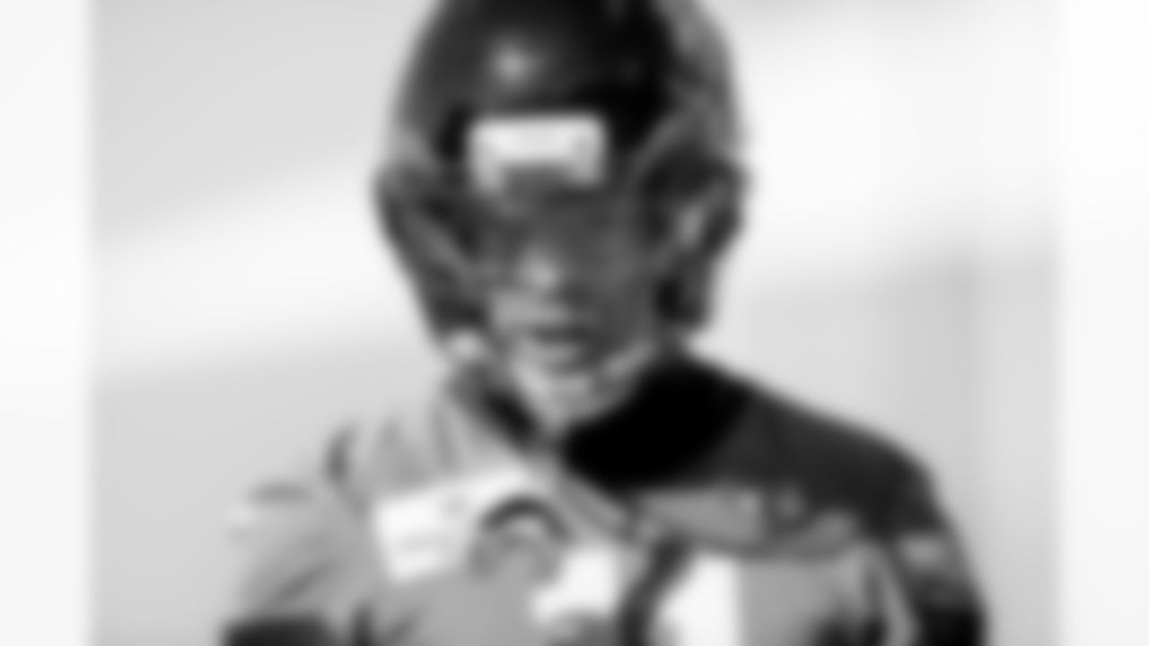 Jacksonville, Fla. — Jaguars wide receiver Parker Washington (11) during practice at the Miller Electric Center on January 1, 2026.