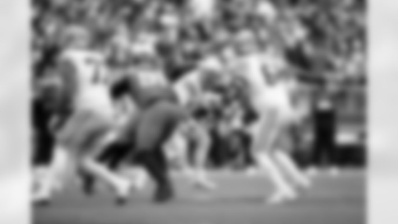 Jacksonville Jaguars vs San Francisco 49ers

DT Arik Armstead (91)