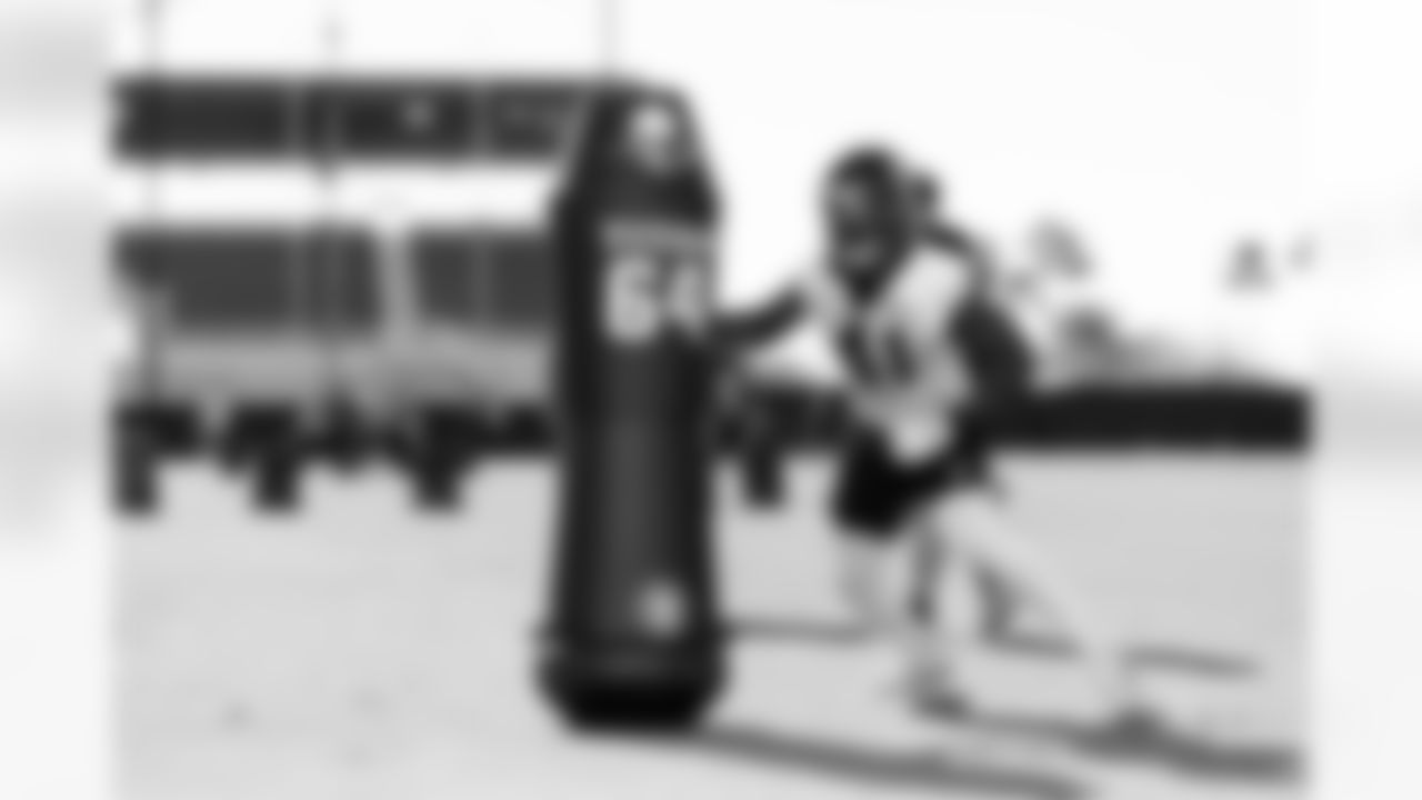 Jacksonville, Fla. — Jaguars defensive end Josh Hines-Allen (41) during practice at the Miller Electric Center on December 11, 2025.