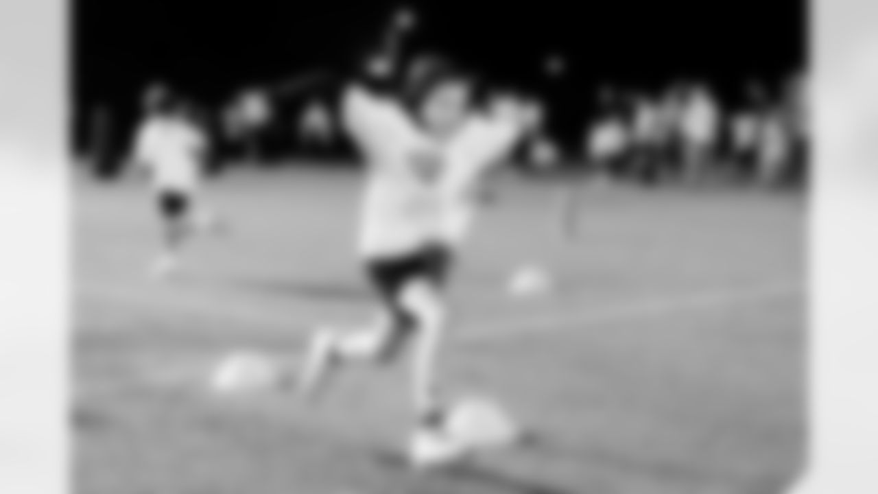 Jacksonville, Fla. – Salute to Service Youth Football Camp for military members and their children at NAS JAX Base on November 5, 2025.