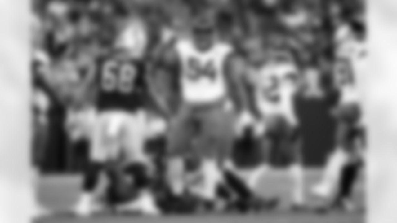 DT Maason Smith (94)