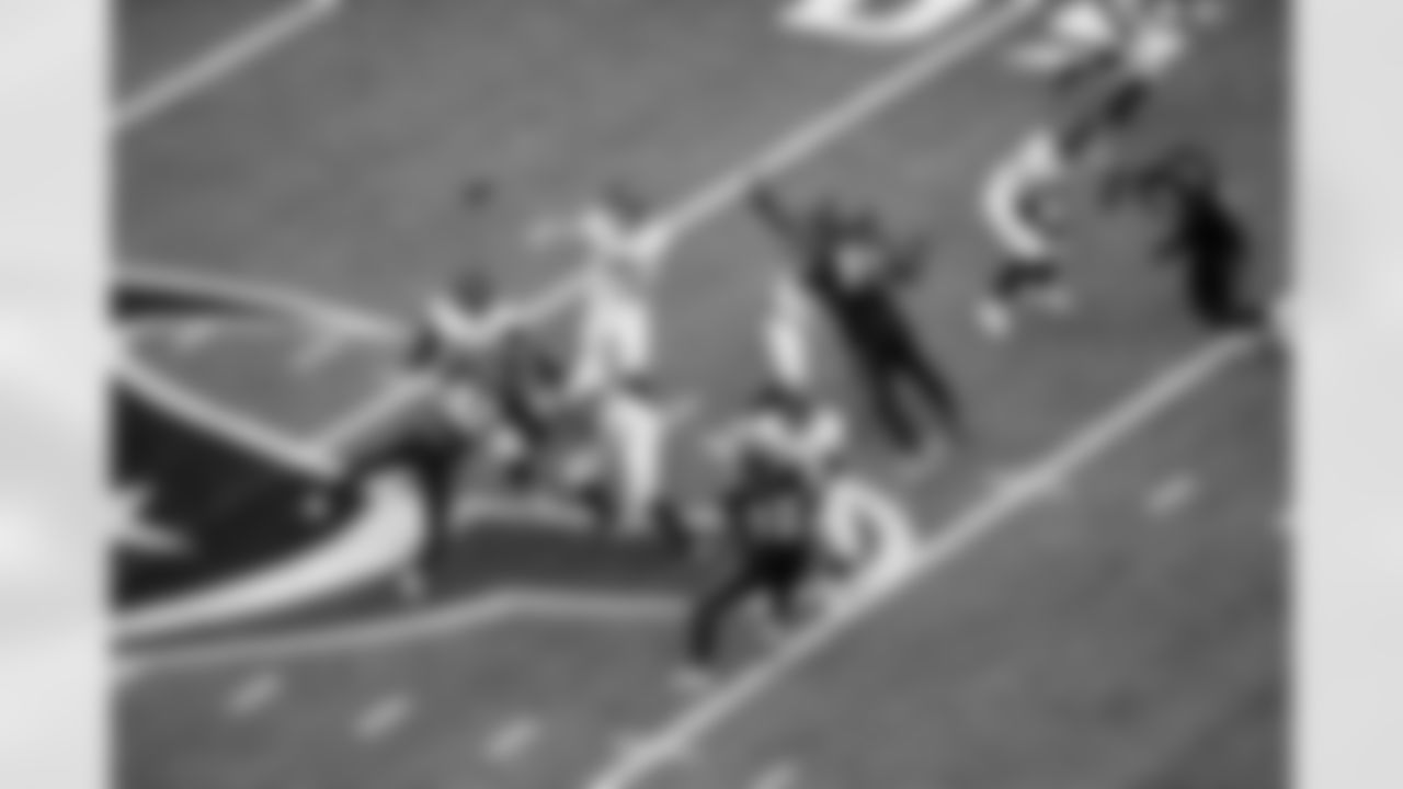 Jacksonville Jaguars vs Houston Texans

QB Trevor Lawrence (16)