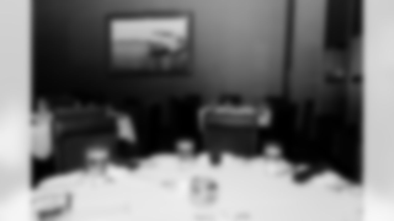 Jacksonville Beach, Fla. — Legends Weekend Saturday Dinner at Morton's The Steakhouse on December 6, 2025.