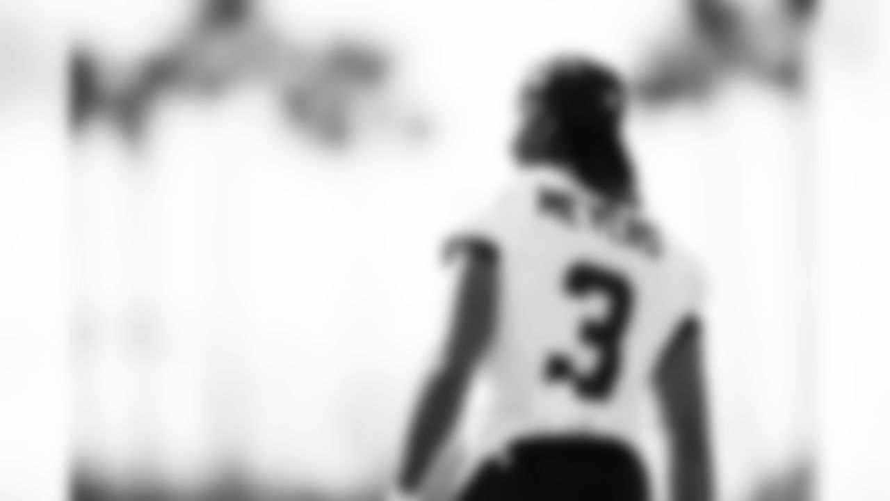 Jacksonville, Fla. — Jaguars wide receiver Jakobi Meyers (3) during practice at the Miller Electric Center on November 5, 2025.