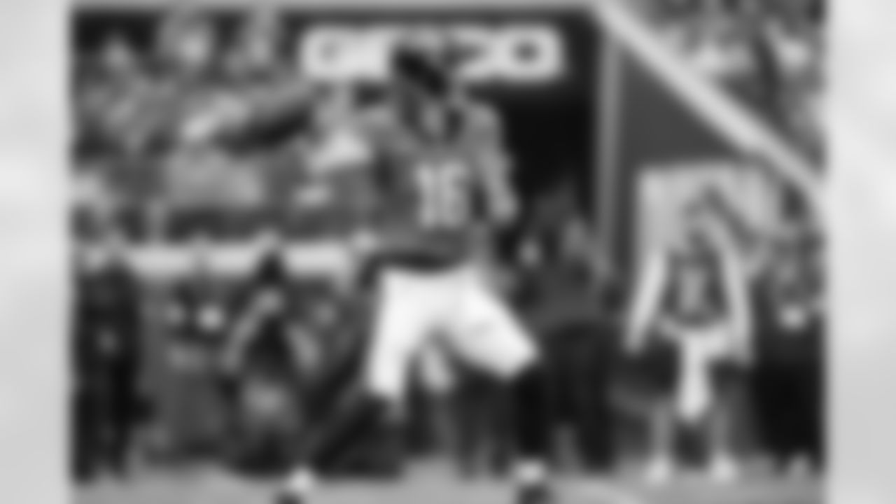 Jacksonville Jaguars vs Indianapolis Colts

QB Trevor Lawrence (16)