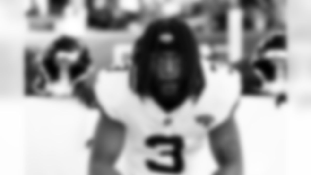 Jacksonville Jaguars vs Denver Broncos

WR Jakobi Meyers (3)