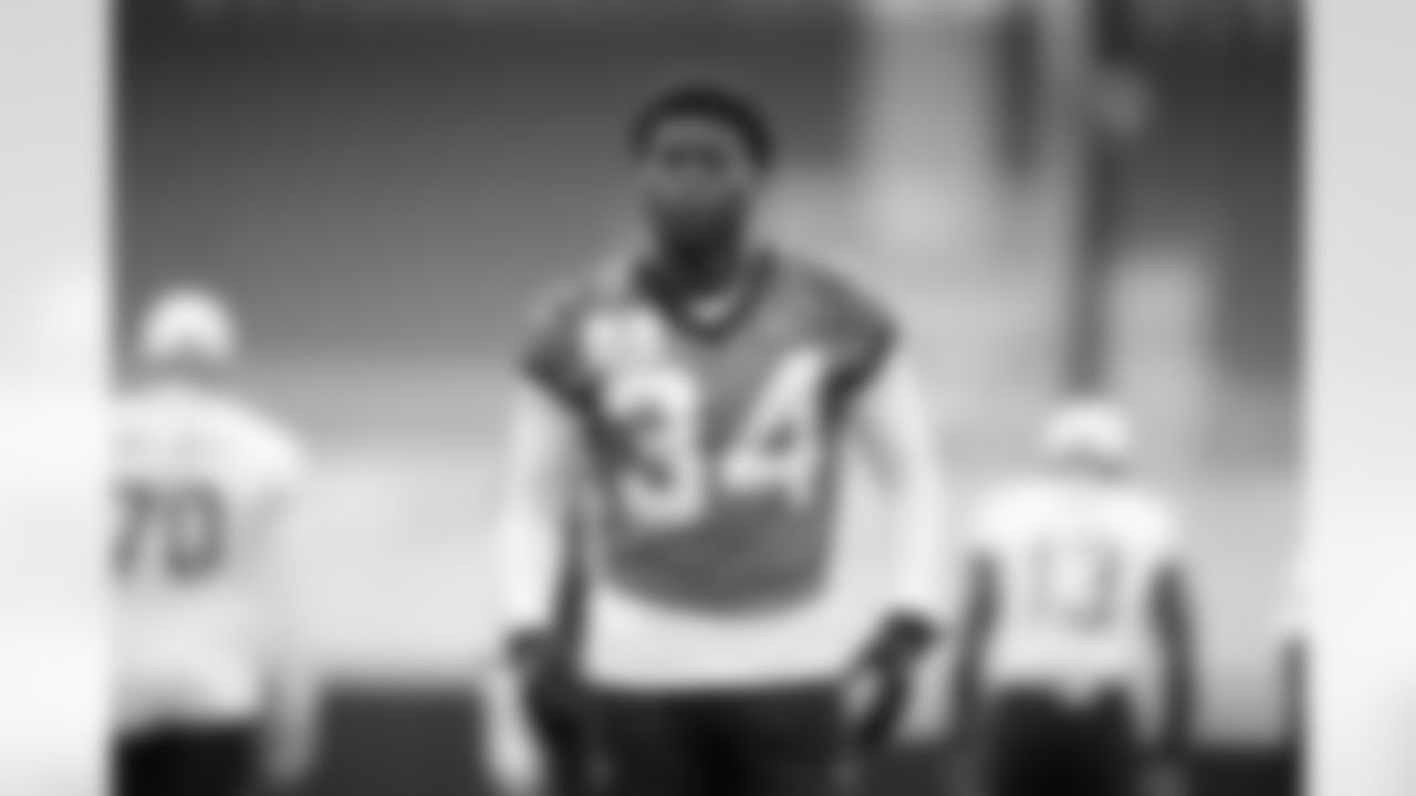 Jacksonville, Fla. — Jaguars safety Trevian Thomas (34) during practice at the Miller Electric Center on November 26, 2025.