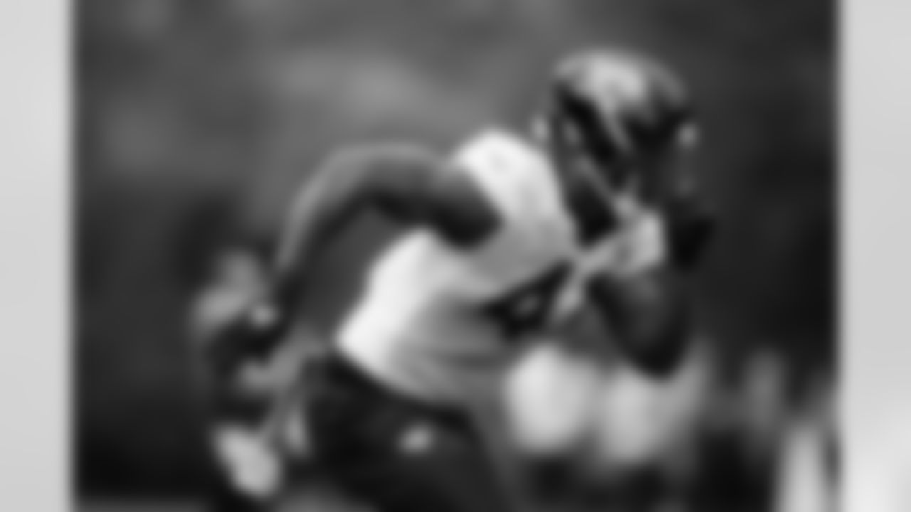 Watford, U.K. — Jaguars defensive end Josh Hines-Allen (41) during practice at The Grove on October 16, 2025.