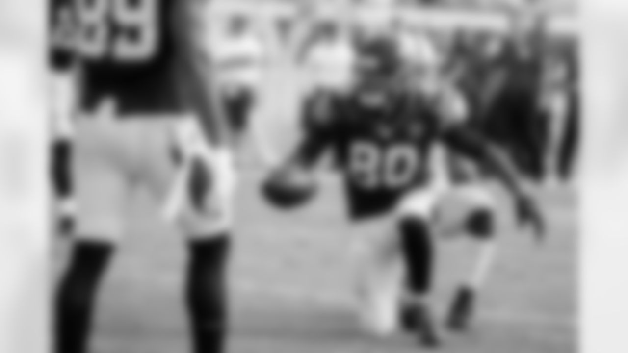 Jacksonville Jaguars tight end Julius Thomas (80) celebrates a long pass reception during the second half of an NFL football game against the Indianapolis Colts, Sunday, Dec. 13, 2015, in Jacksonville, Fla. Jacksonville defeated the Colts 51-16. (AP Photo/Stephen B. Morton)