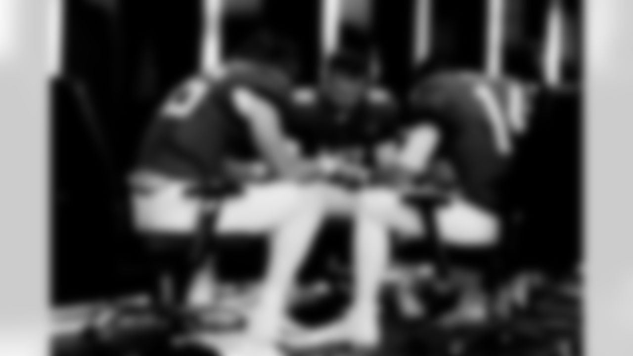 Jacksonville Jaguars vs. Pittsburgh Steelers
QB Trevor Lawrence (16), QB Nick Mullens (14) and QB John Wolford (18)