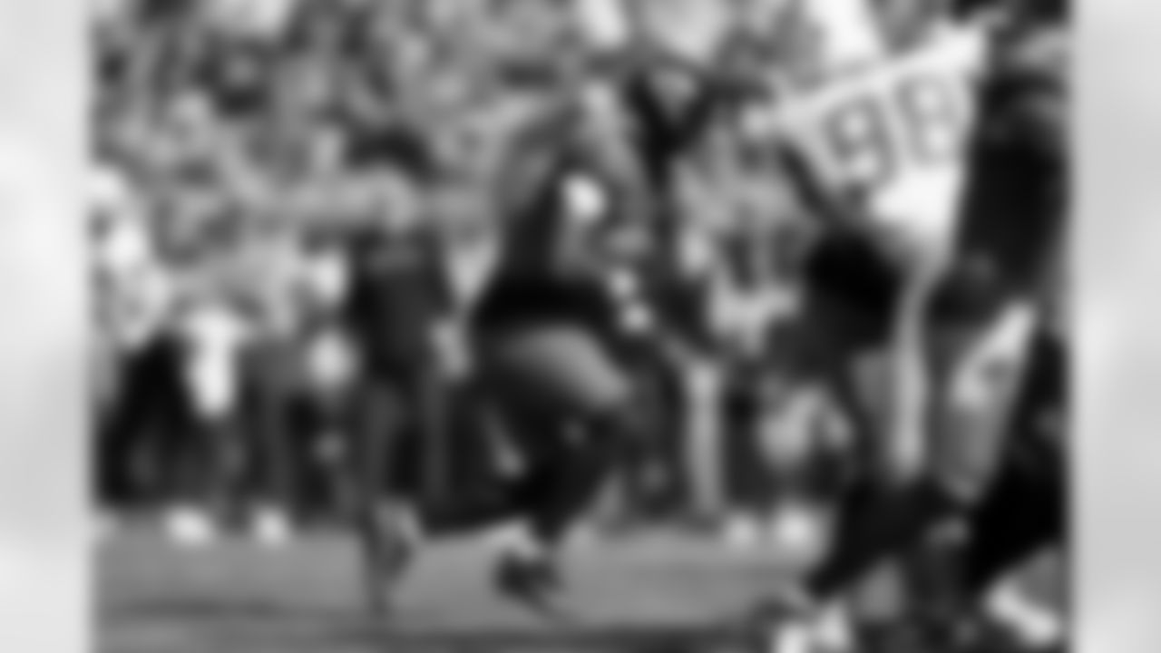 Jacksonville Jaguars vs Los Angeles Chargers
RB Travis Etienne Jr. (1)