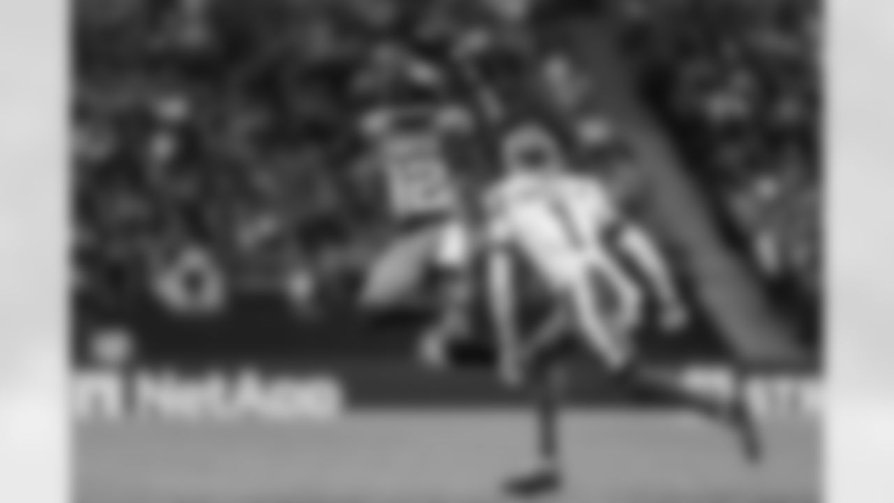Jacksonville Jaguars vs. Los Angeles Rams
WR/DB Travis Hunter (12)