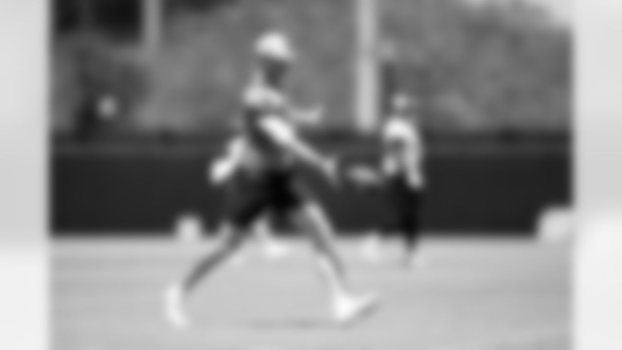 Jacksonville, Fla. — Jaguars punter Logan Cooke (9) during OTAs at the Miller Electric Center on May 22, 2025.