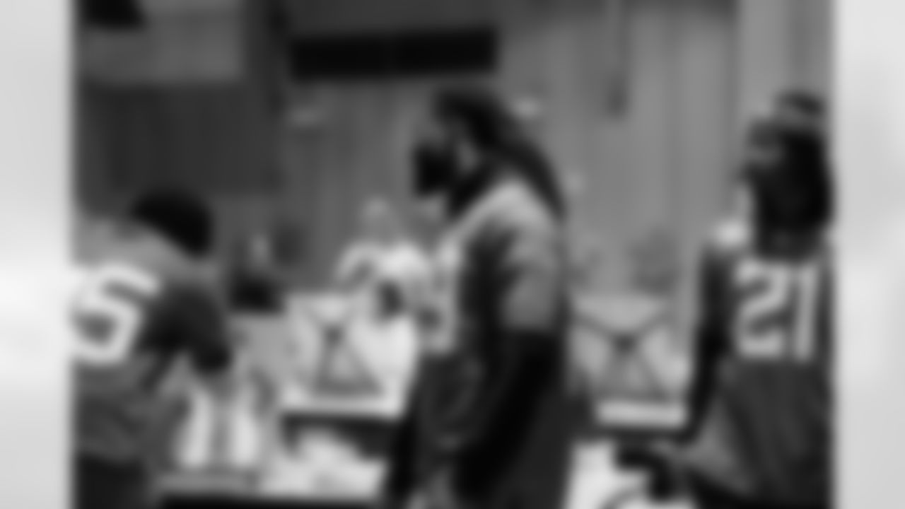 CB Tevaughn Campbell (29)