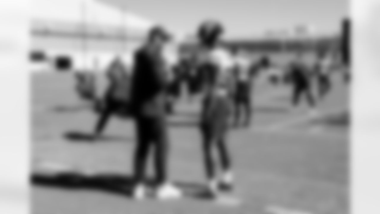 Jacksonville, Fla. — Jaguars head coach Liam Coen and cornerback Montaric Brown (30) during practice at the Miller Electric Center on November 12, 2025.