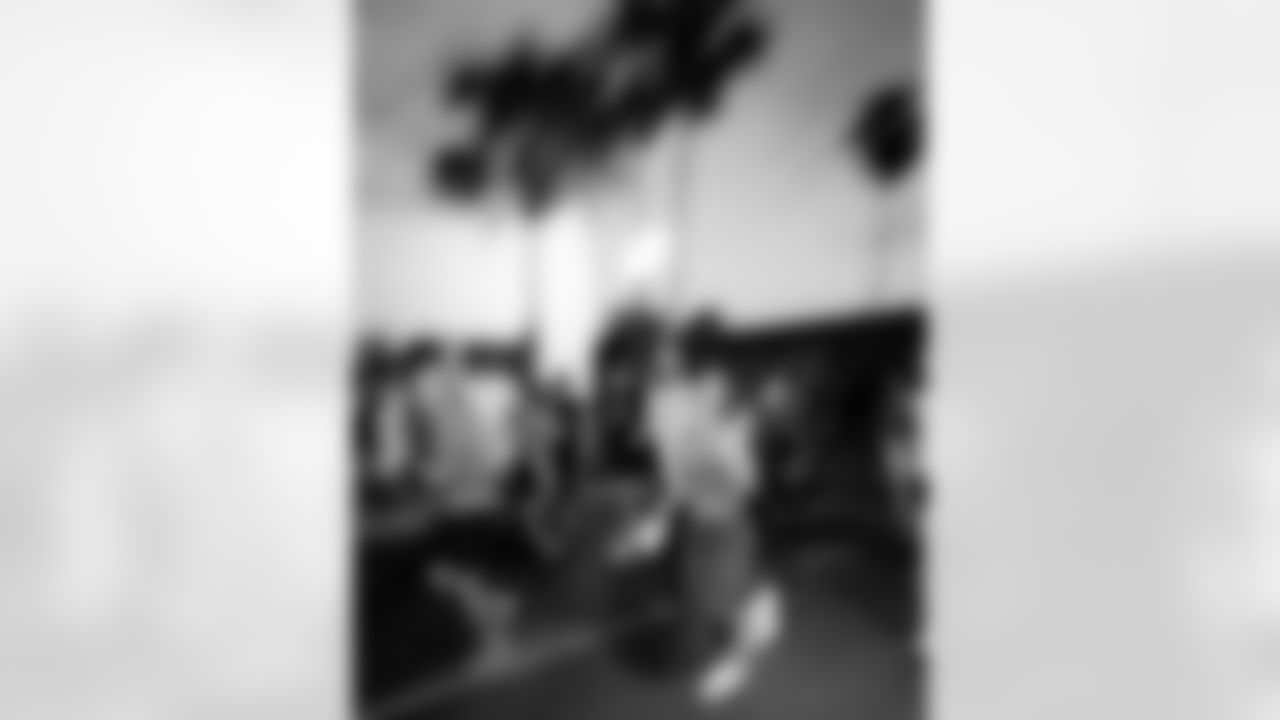 Jacksonville, Fla. — Jacksonville Jaguars Playoff Prowl at Neptune Run Crew in Neptune Beach on January 9, 2026