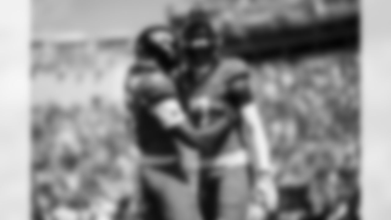 Jacksonville Jaguars vs Seattle Seahawks
WR Brian Thomas Jr. (7) and WR Dyami Brown (5)