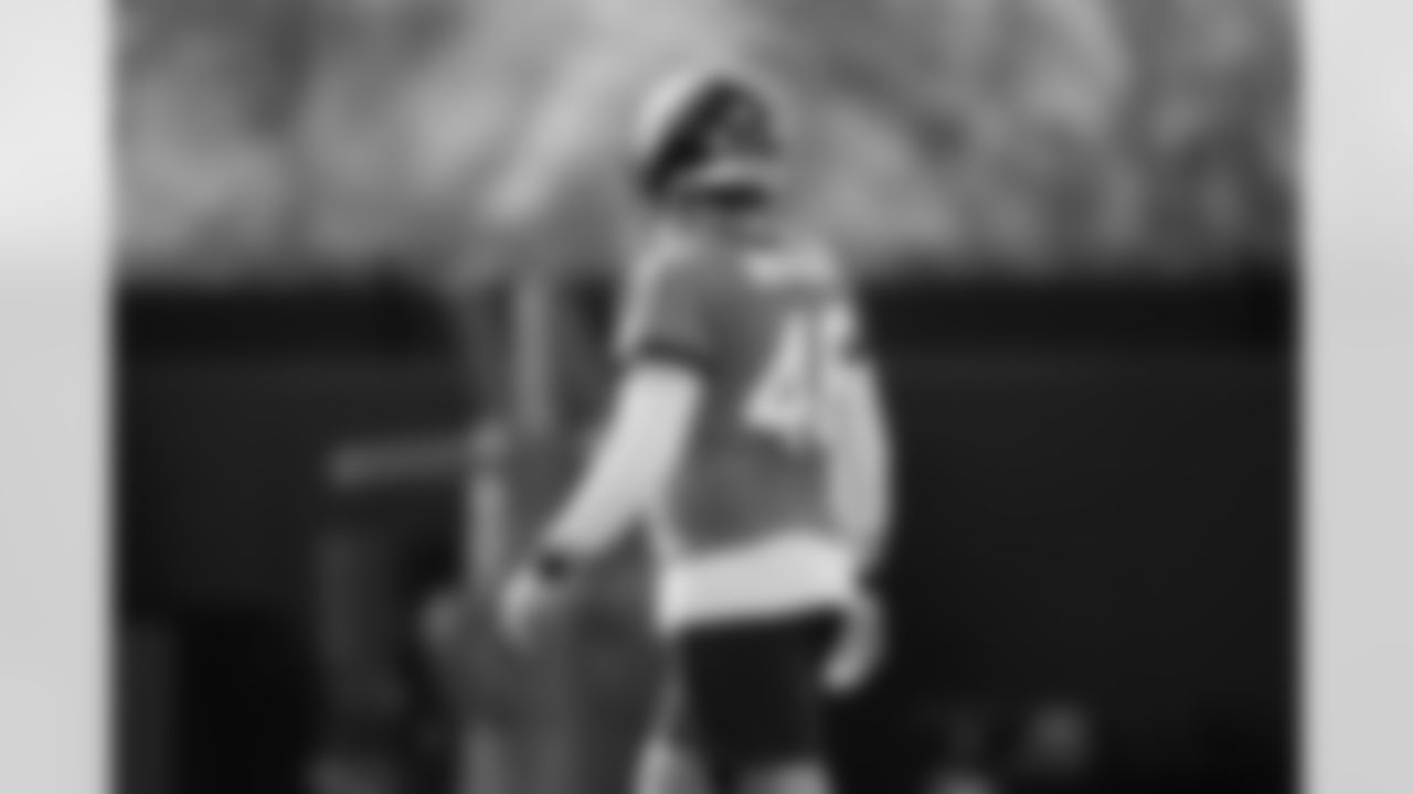 Jacksonville, Fla. — Jaguars long snapper Ross Matiscik (46) during practice at the Miller Electric Center on December 25, 2025.