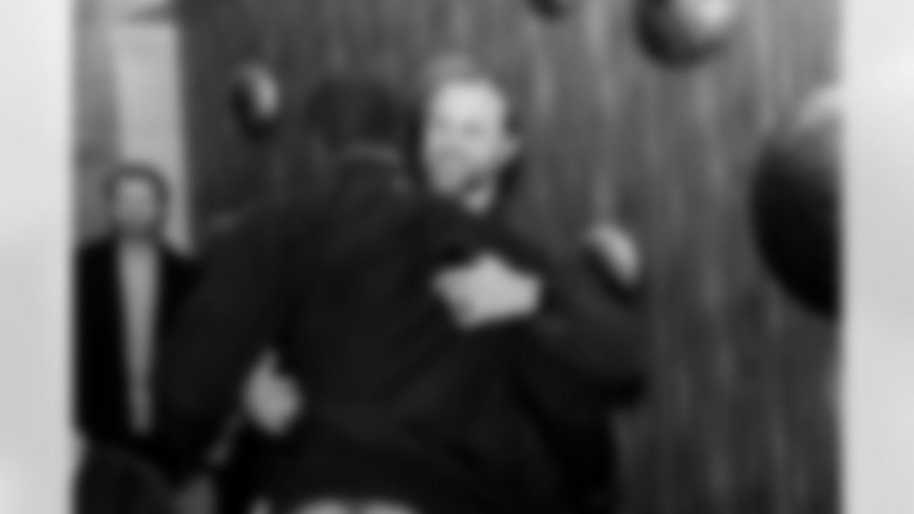 Jacksonville Beach, Fla. — Legends Weekend Saturday Dinner at Morton's The Steakhouse on December 6, 2025.