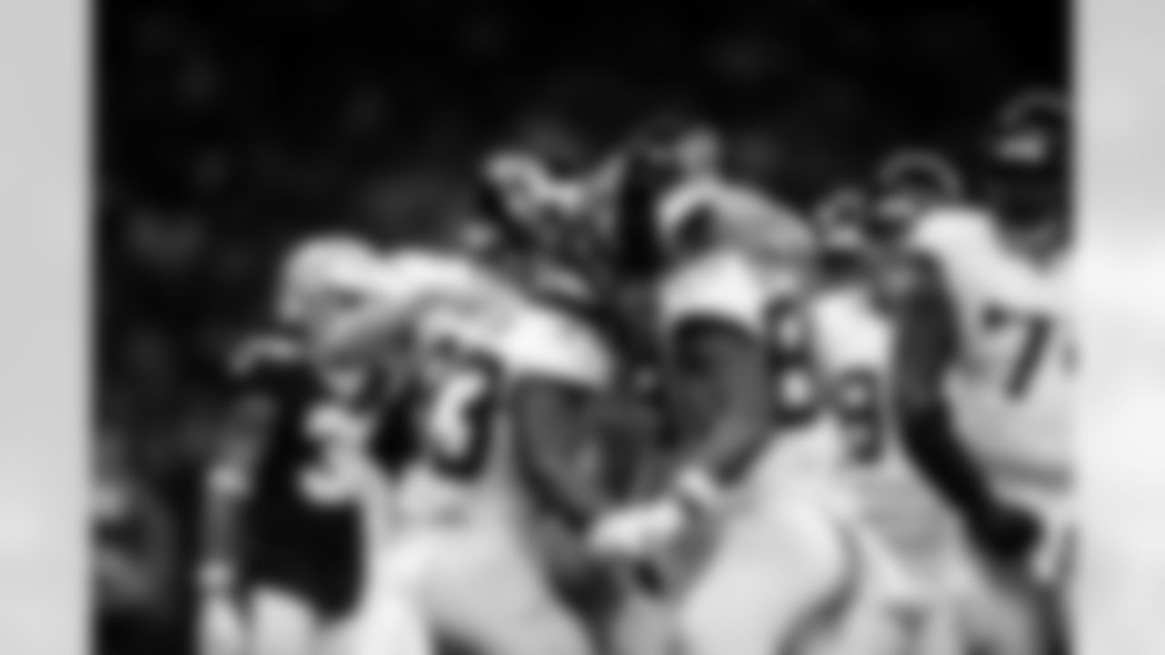 Jacksonville Jaguars vs New Orleans Saints
RB Bhayshul Tuten (33) and WR Joshua Cephus (80)