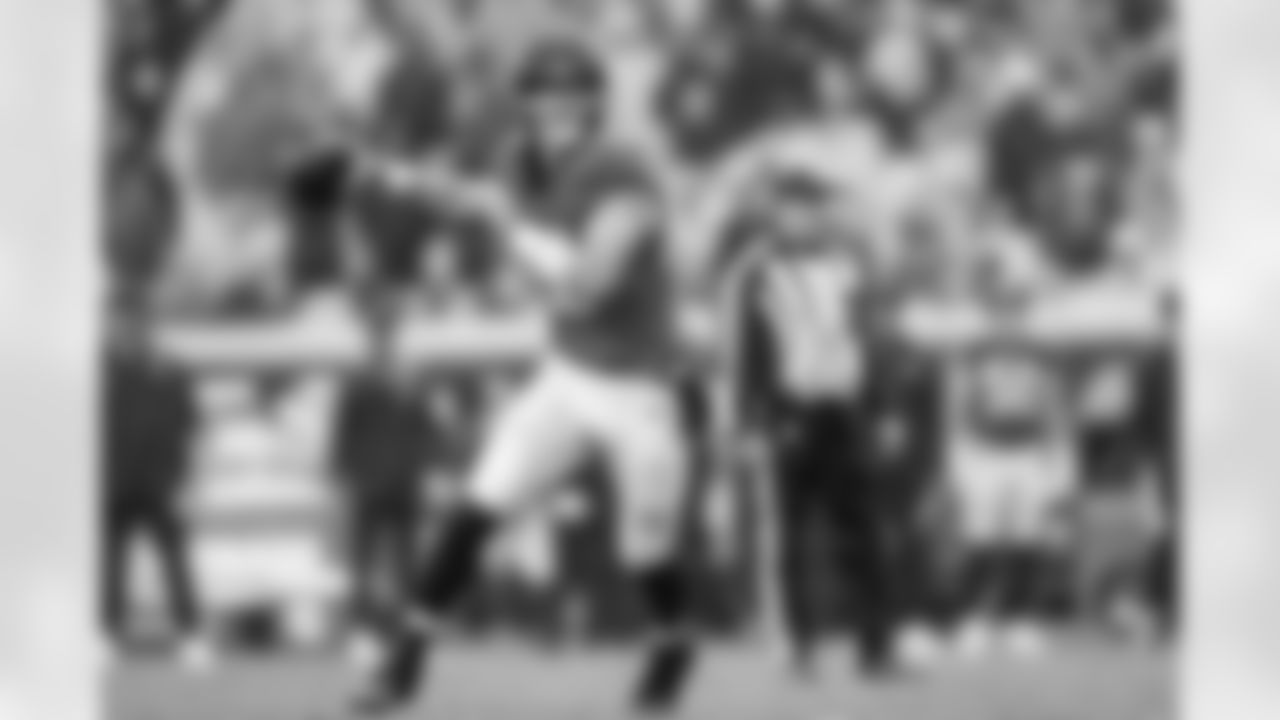 Jacksonville Jaguars vs Indianapolis Colts

QB Trevor Lawrence (16)