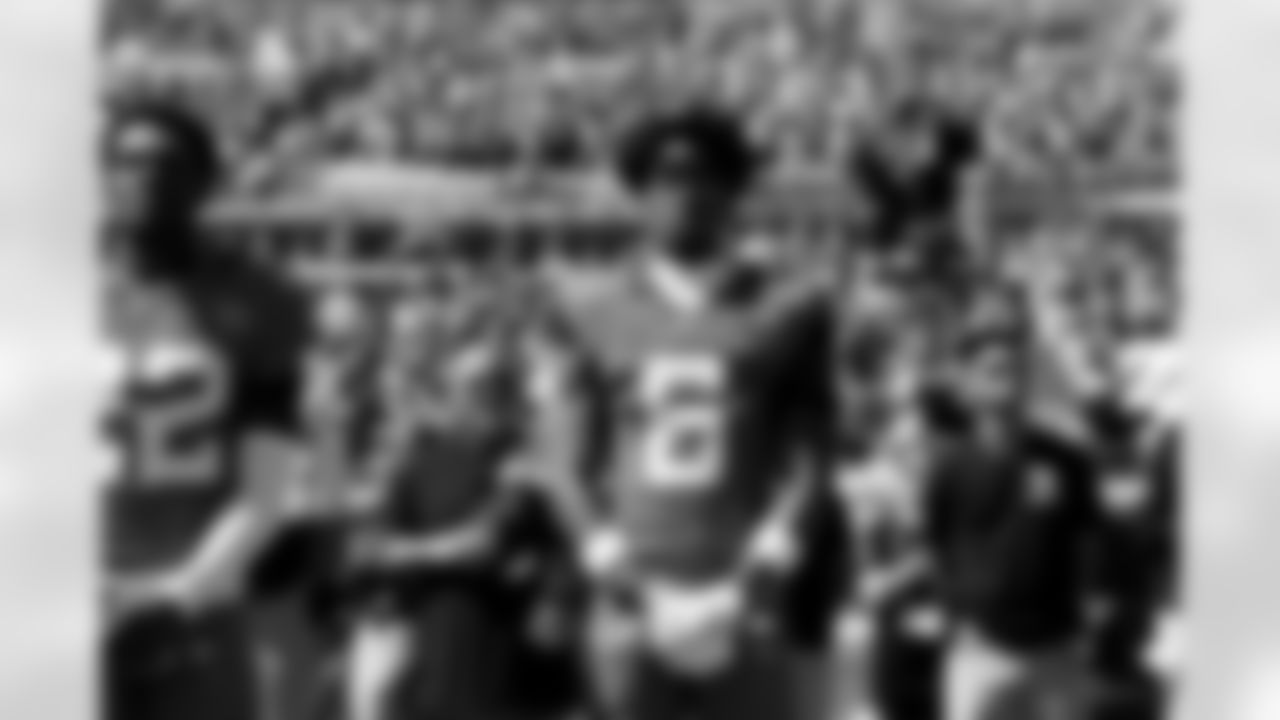 Jacksonville Jaguars vs Seattle Seahawks
CB Greg Newsome II (6)