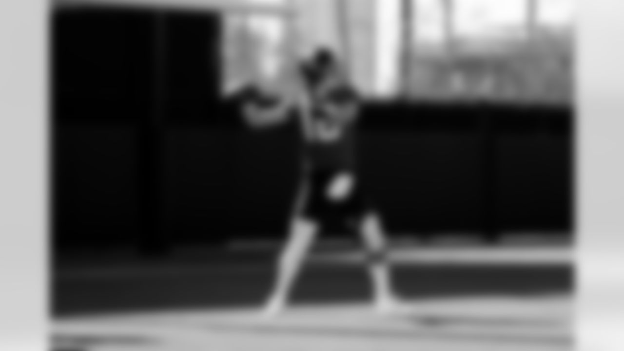 QB Trevor Lawrence (16)