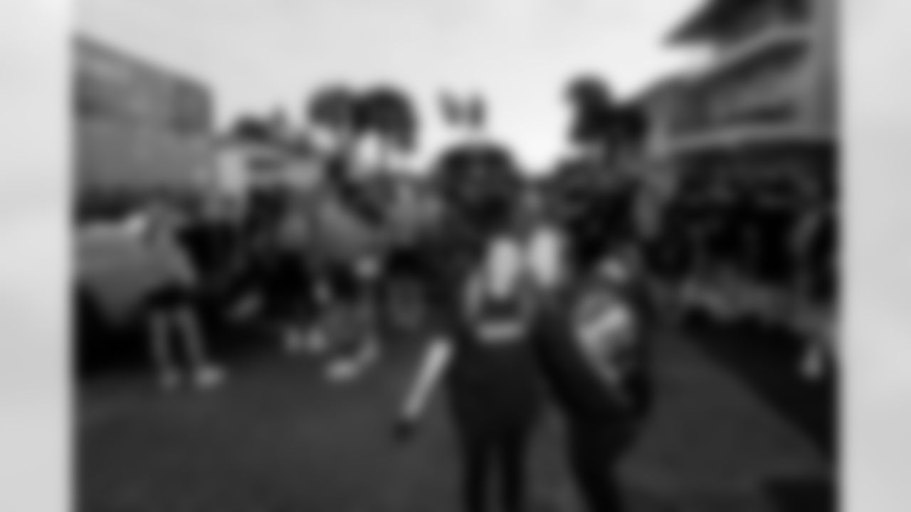 Jacksonville, Fla. — Jacksonville Jaguars Playoff Prowl at Neptune Run Crew in Neptune Beach on January 9, 2026