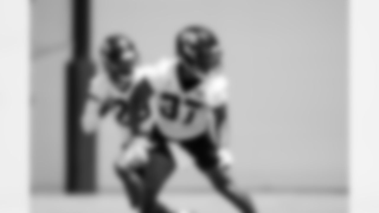 Jacksonville, Fla. — Jaguars defensive back Jabbar Muhammad (37) during OTAs at the Miller Electric Center on May 22, 2025.