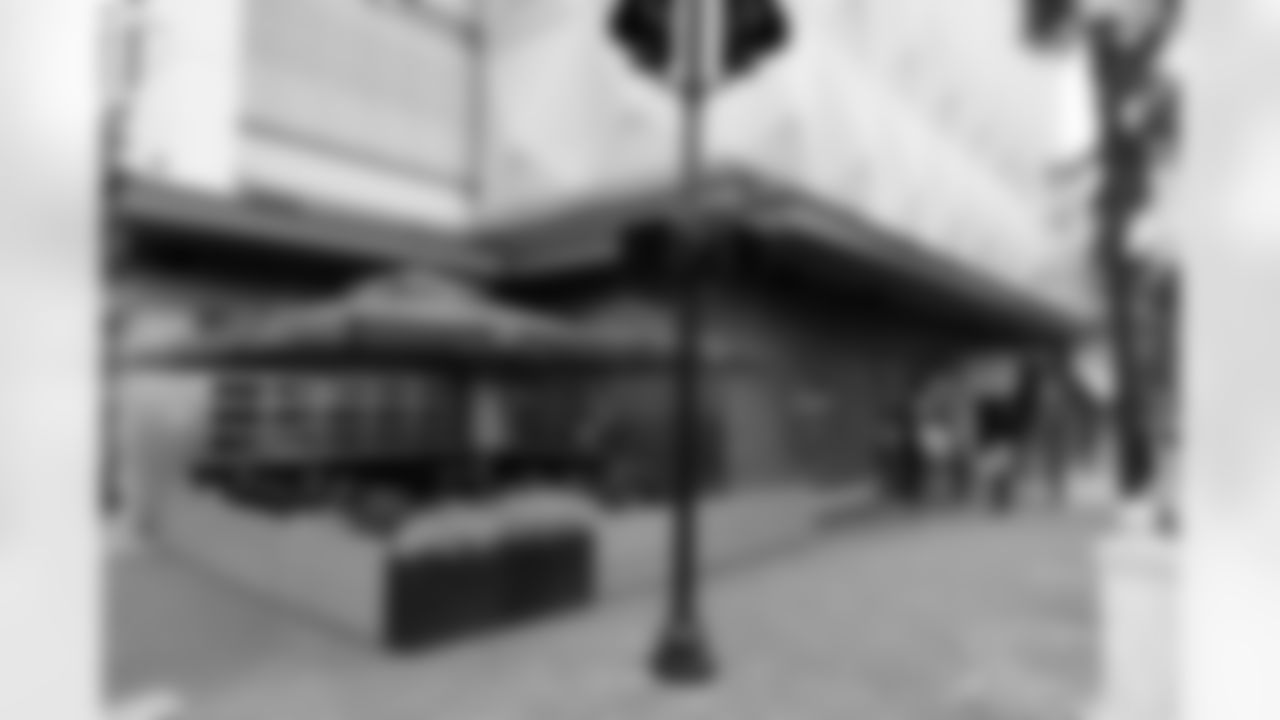 Jacksonville, Fla. — 2025 Business and Beer event presented by Sissine's Office Systems at Pour Taproom on October 1, 2025.