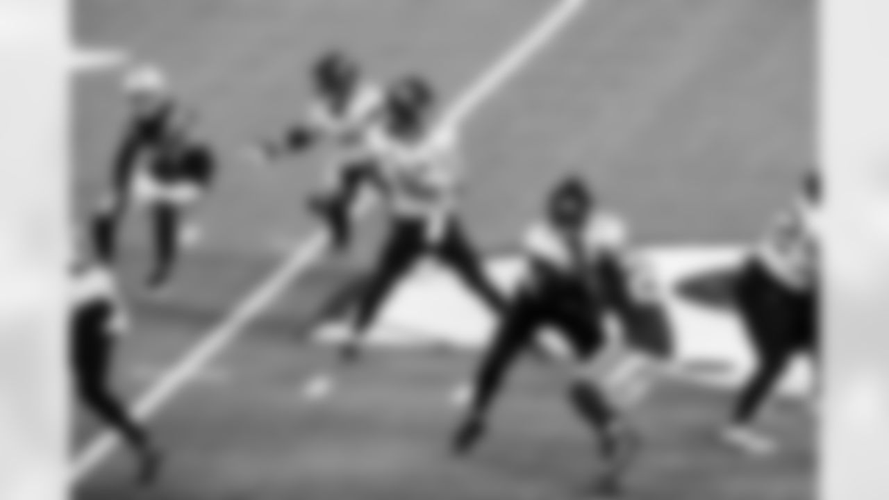 Jacksonville Jaguars vs. Indianapolis Colts

QB Trevor Lawrence (16)