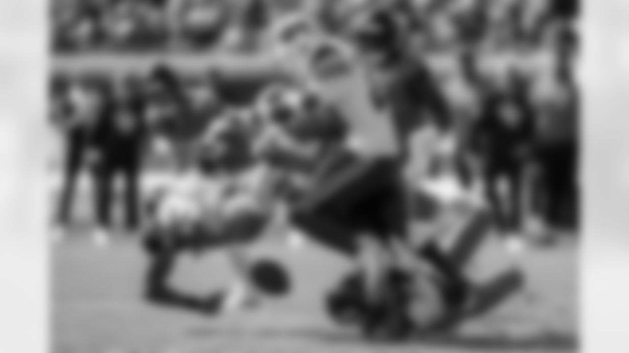 Jacksonville Jaguars vs Buffalo Bills
RB LeQuint Allen Jr. (36) and CB Montaric Brown (30)