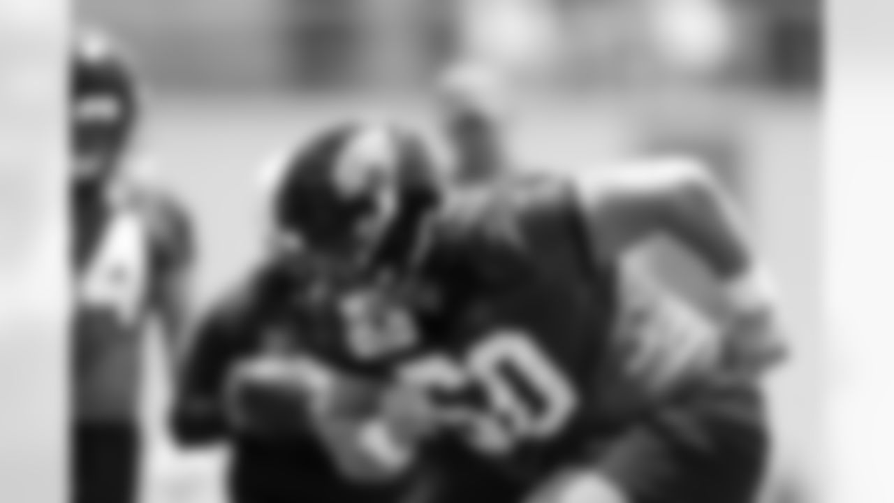 Jacksonville, Fla. — Jaguars center Jonah Monheim (60) during rookie minicamp at the Miller Electric Center on May 9, 2025.