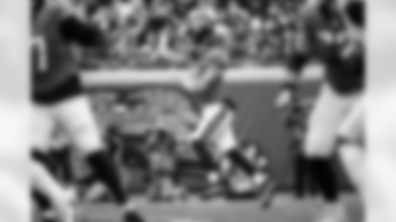 Jacksonville Jaguars vs Tennessee Titans

QB Trevor Lawrence (16)