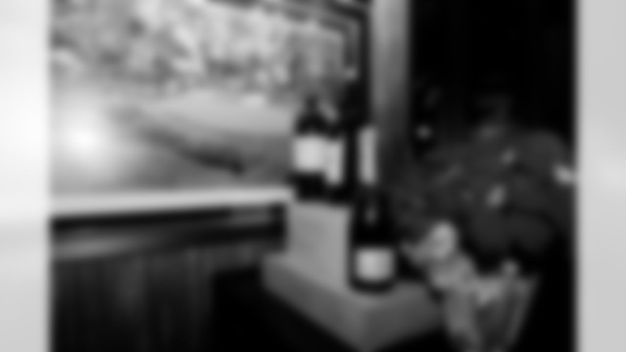 Jacksonville Beach, Fla. — Legends Weekend Saturday Dinner at Morton's The Steakhouse on December 6, 2025.