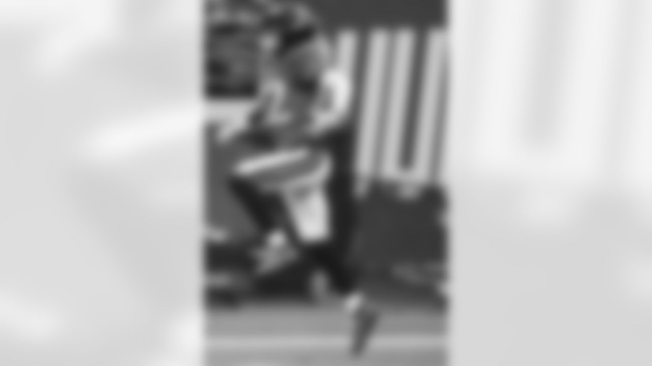 Jacksonville Jaguars vs Indianapolis Colts

CB Jarrian Jones (22)