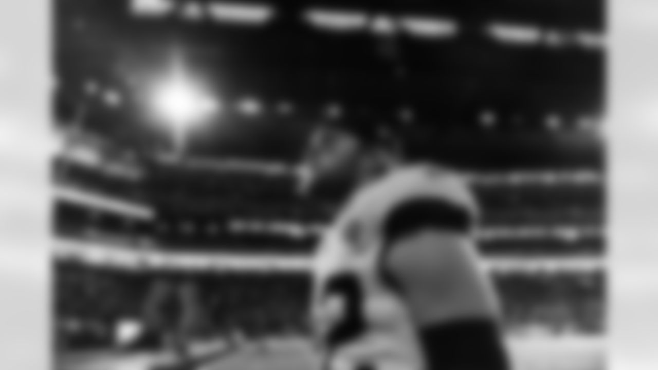 Jacksonville Jaguars vs. Indianapolis Colts

S Andrew Wingard (42)