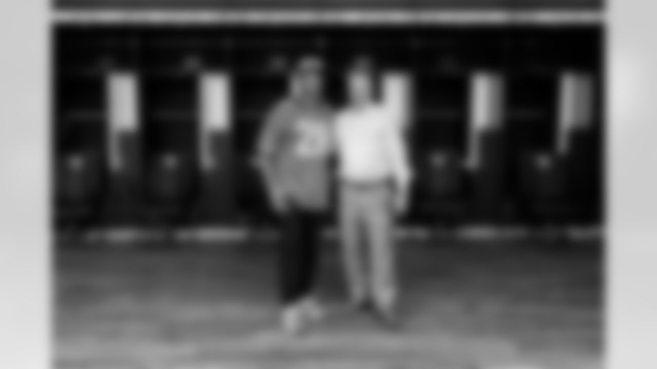 Jacksonville, Fla. — Founders STM Gift Grab photo session with Fred Taylor at EverBank Stadium on September 15, 2025.