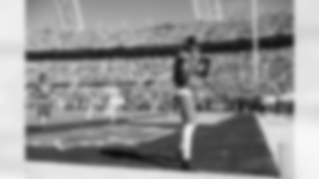 Jacksonville Jaguars vs Seattle Seahawks
WR Tim Patrick (17)