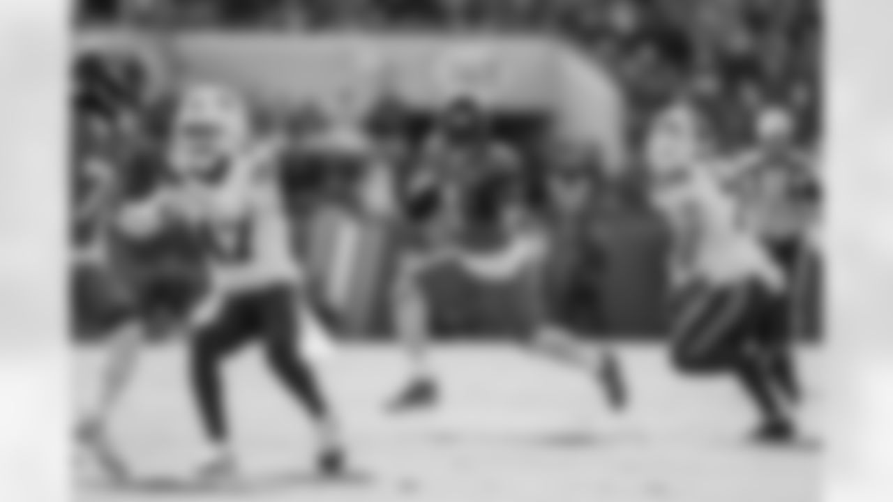 Jacksonville Jaguars vs Buffalo Bills
RB Travis Etienne Jr. (1)