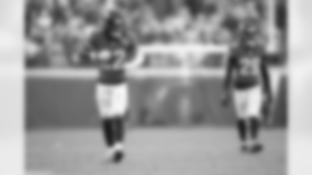 Jacksonville Jaguars vs Indianapolis Colts

CB Jarrian Jones (22)