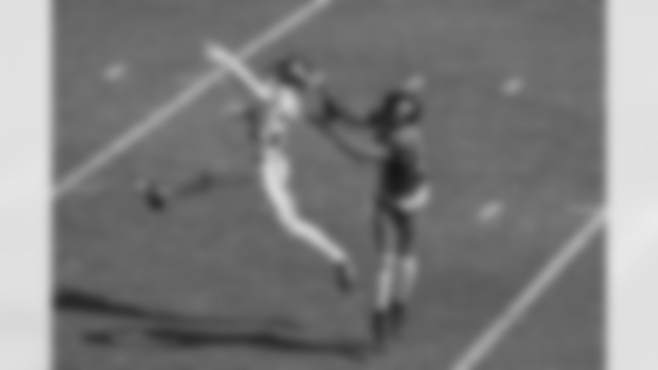 Jacksonville Jaguars vs Seattle Seahawks
WR Tim Patrick (17)