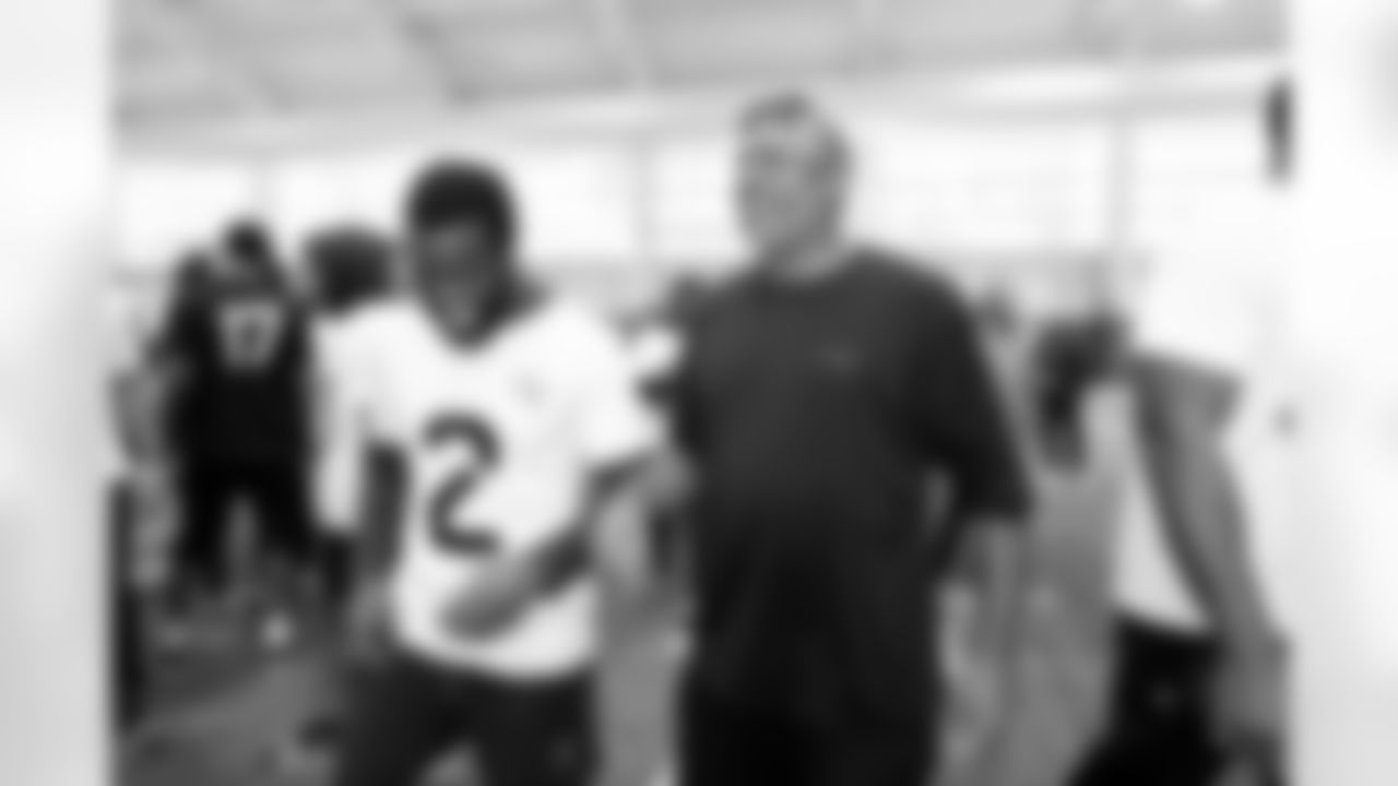 Jacksonville, Fla. — Jaguars Legends attend Jaguars practice at the Miller Electric Center on December 6, 2025.