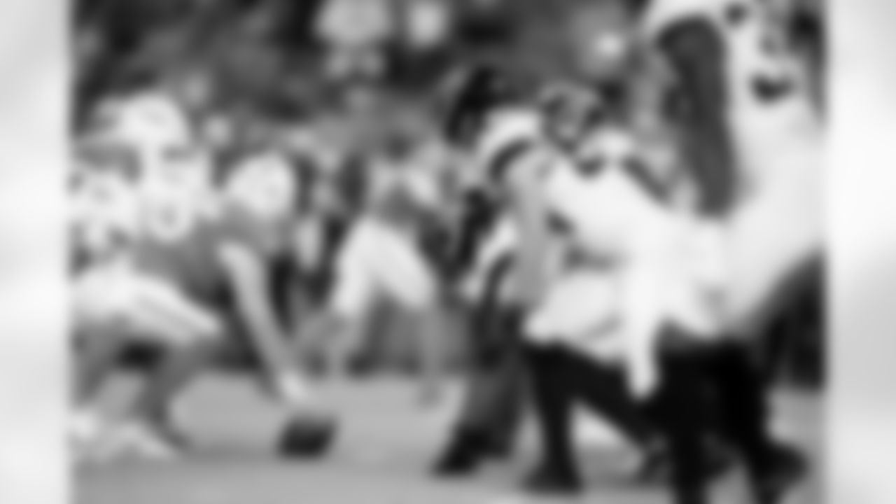 Jacksonville Jaguars vs Miami Dolphins
LB Jack Kiser (54)