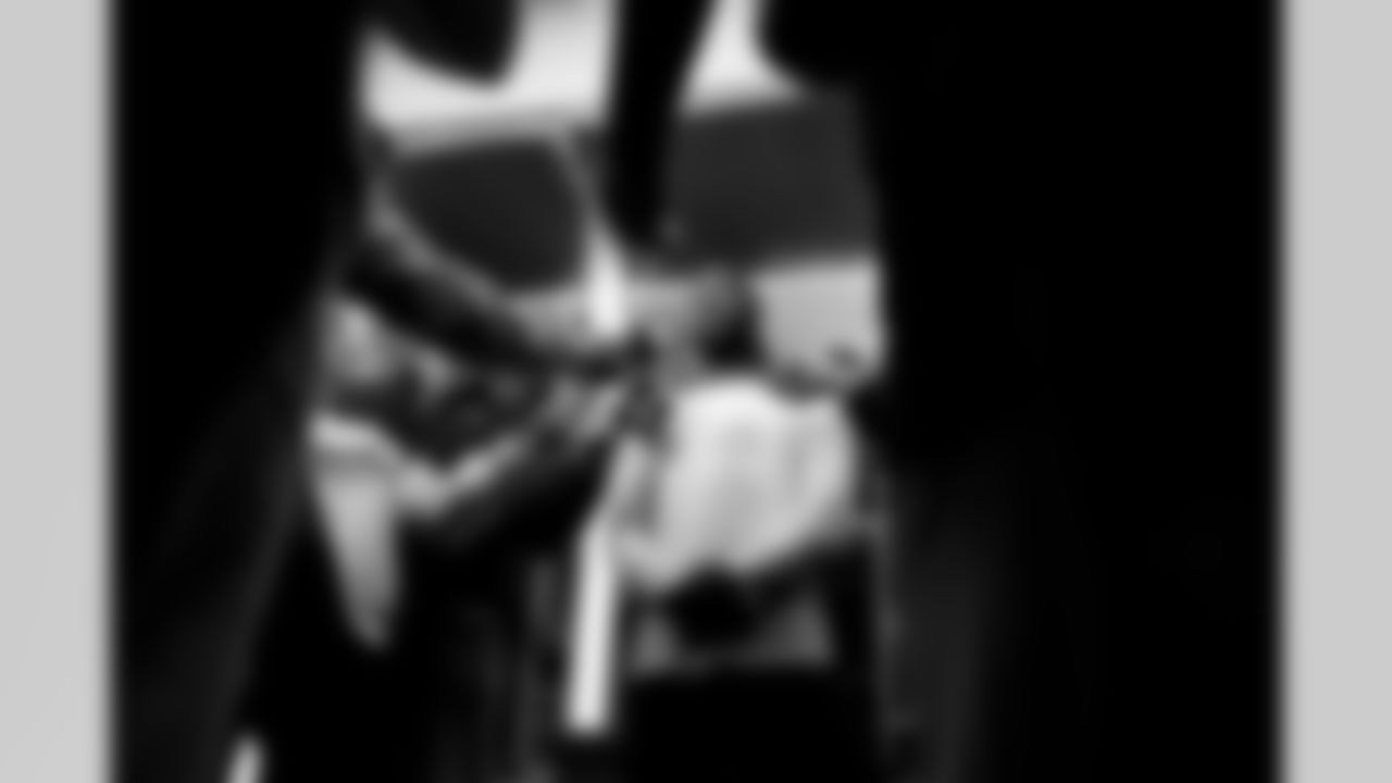 Jacksonville, Fla. — Jaguars linebacker Devin Lloyd speaks to the media during locker clean out at the Miller Electric Center on January 12, 2026.