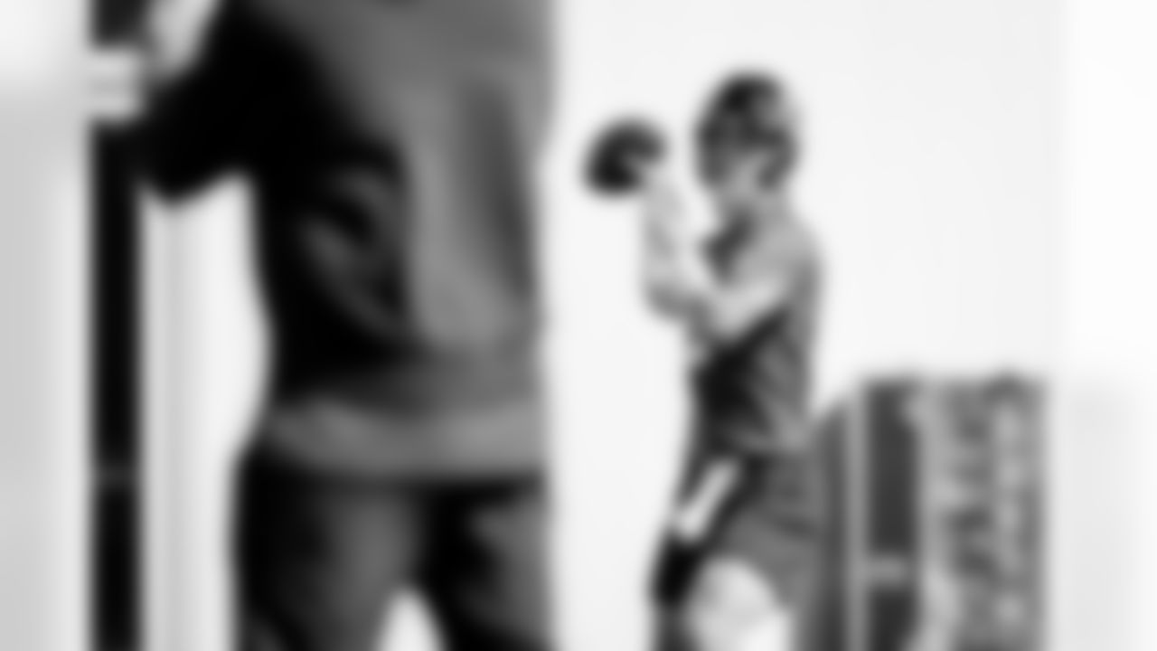 Jacksonville, Fla. — Jaguars quarterback Trevor Lawrence (16) during practice at the Miller Electric Center on November 12, 2025.