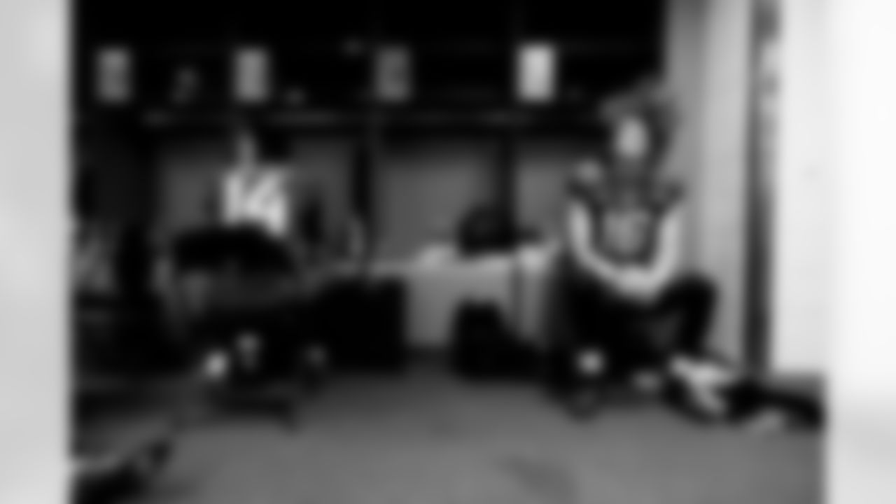 Jacksonville Jaguars vs San Francisco 49ers

QB Trevor Lawrence (16)